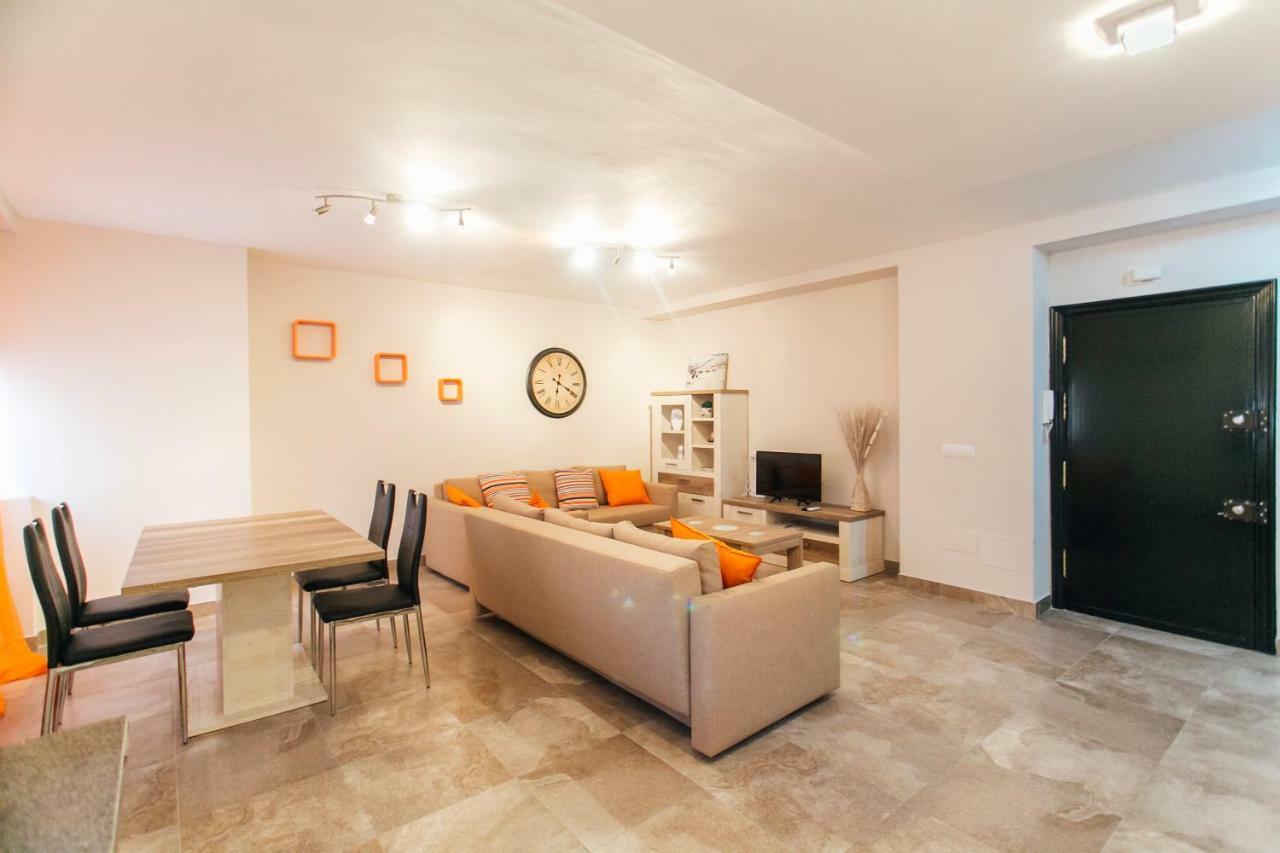 Wide And Diaphanous- 3Bd 2Bth- Alcazar Sevilha Exterior foto
